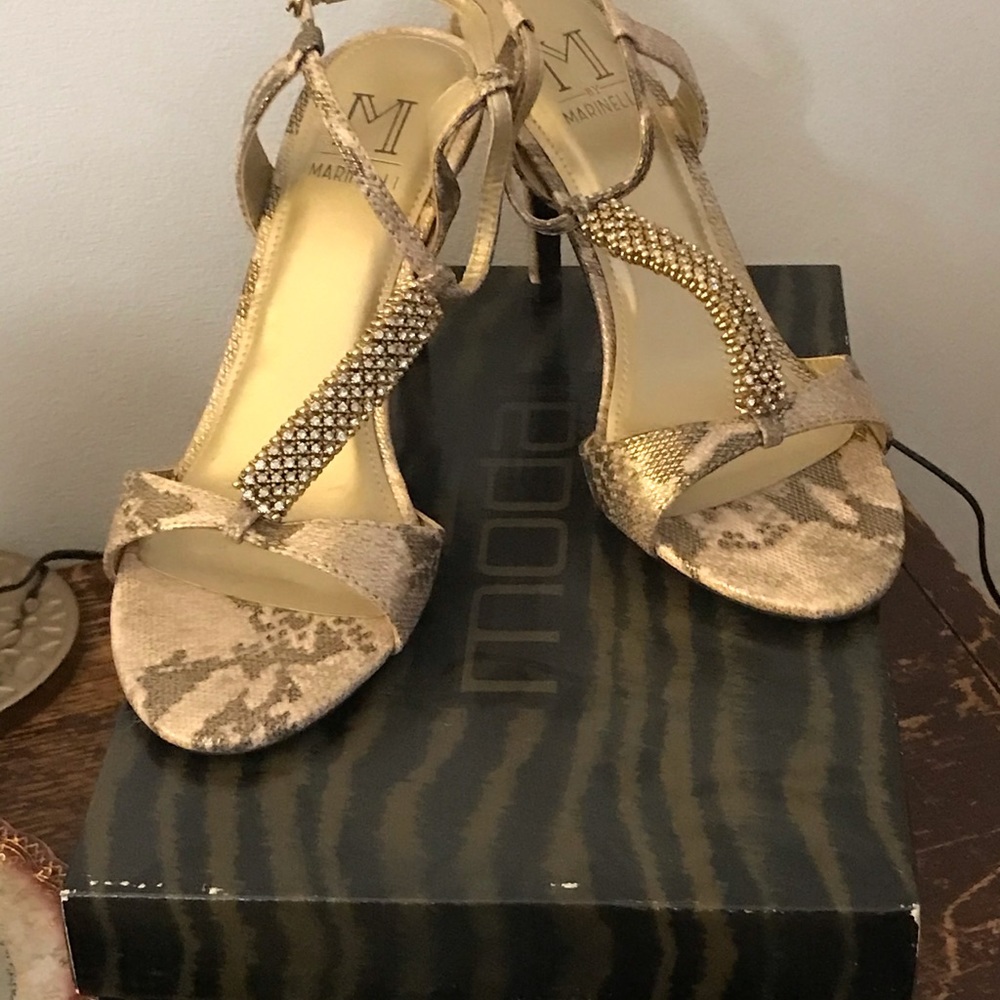 MARINELLI   SHOES GOLD SUMMER HEELS 6.5